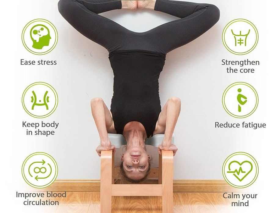 Cov rooj zaum yoga tuaj yeem pab cov tib neeg uas muaj kev txwv tsis pub txav mus los ua qee yam poses