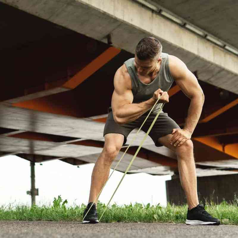 resistance band bicep curl